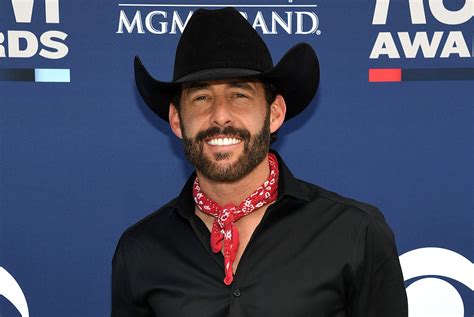 Aaron watson tour - Aaron Watson is part of the Texas Cowboy Hall of Fame's Class of 2020. The Lone Star State-based singer-songwriter will join the hall early next year. Watson has been named the Texas Cowboy Hall of Fame's 2020 Spirit of Texas Award honoree. He calls the recognition "hard to put into words," but humbling. "If I can look back and think of the two ... 
